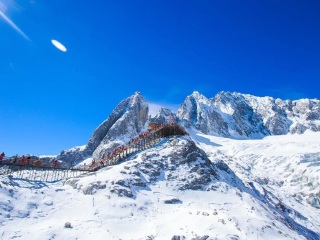 云南玉龍雪山旅游費(fèi)用_云南玉龍雪山旅游價(jià)格_云南玉龍雪山私人定制旅游