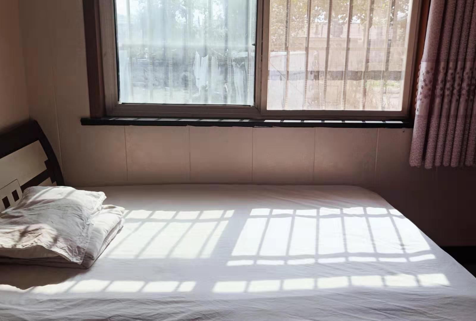标准大床房