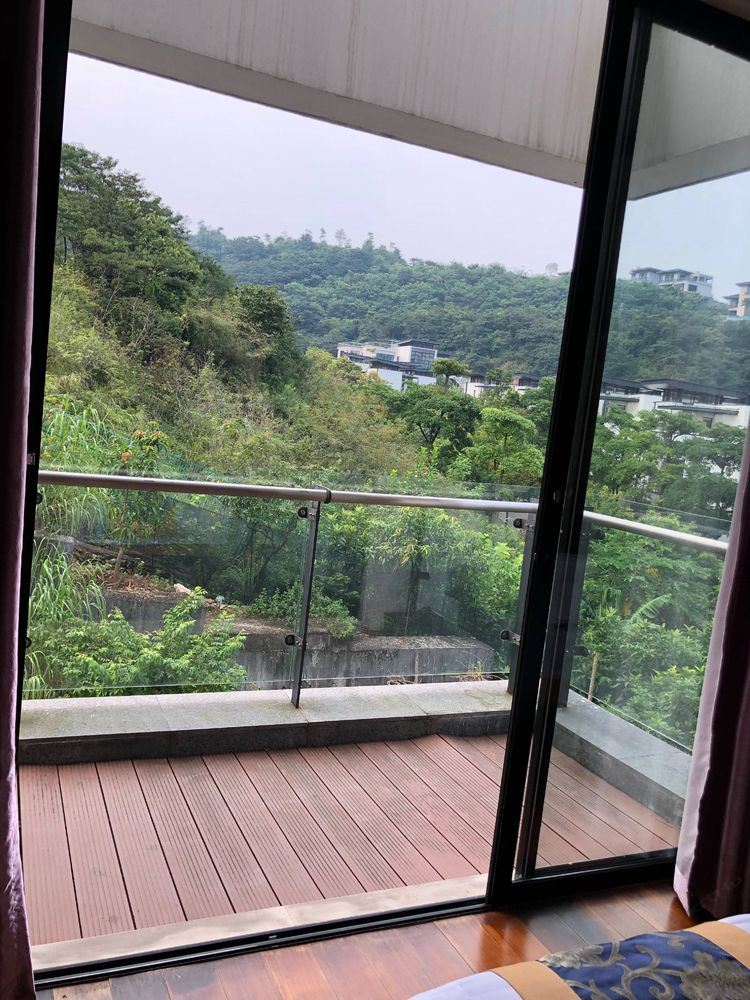 明月山溪温泉泳池6房别墅