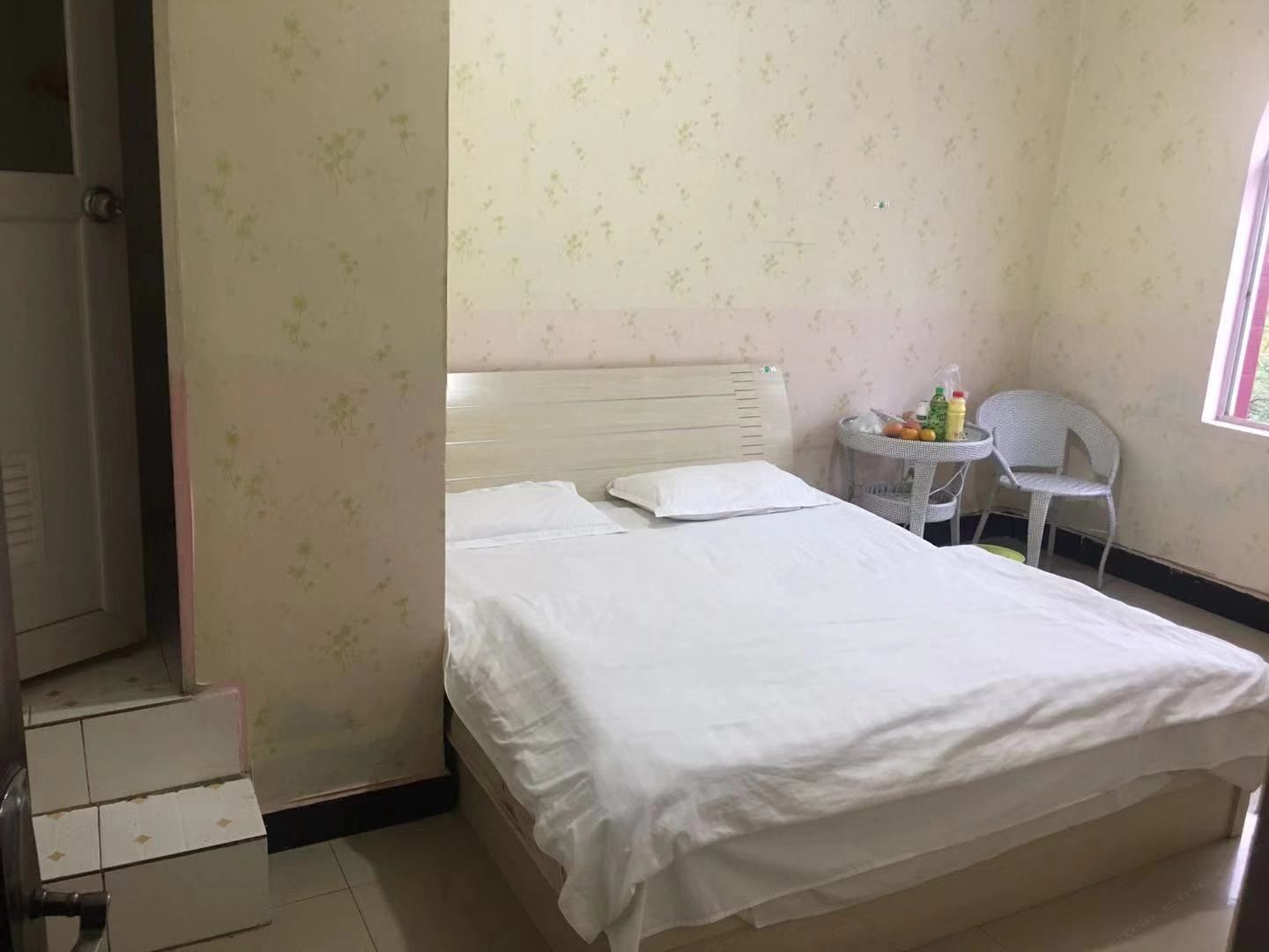 豪华大床房