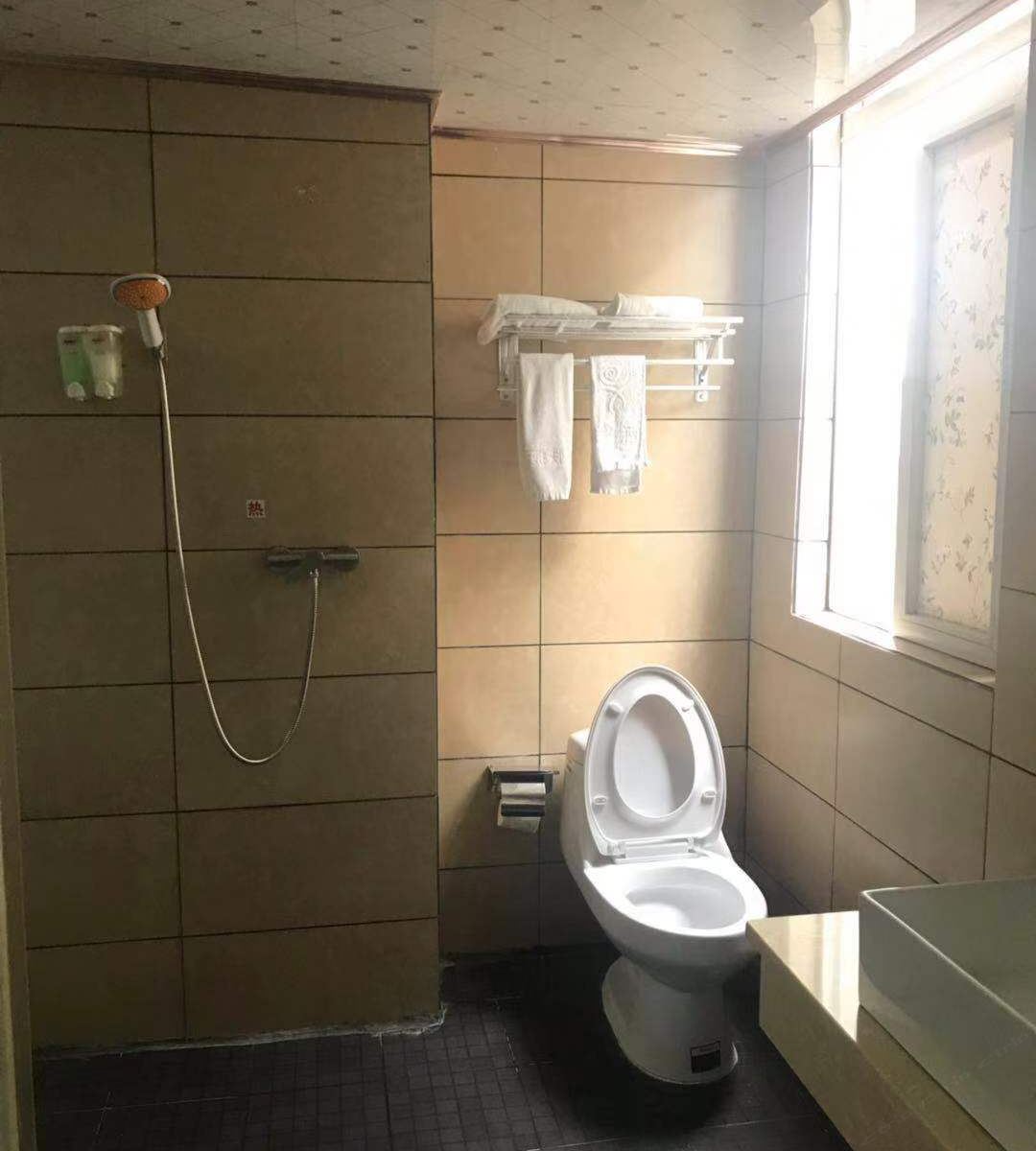 豪华大床房