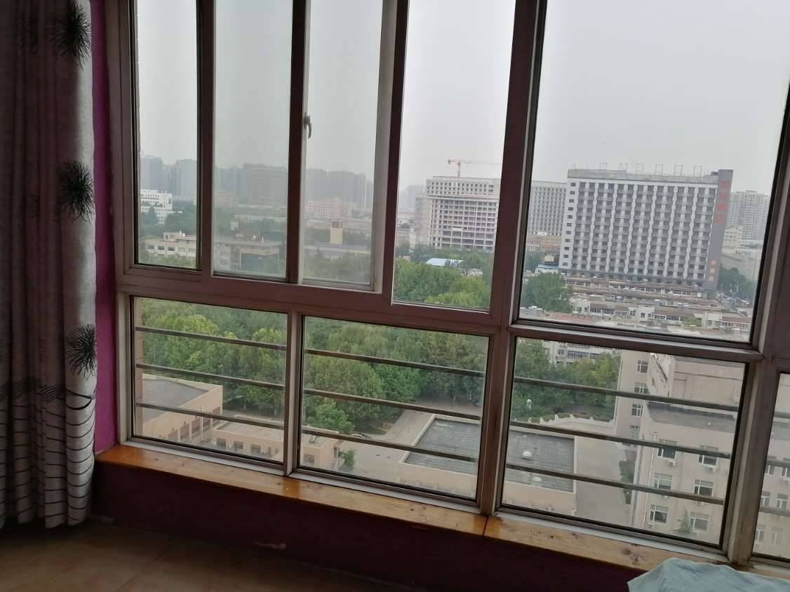 标准大床房