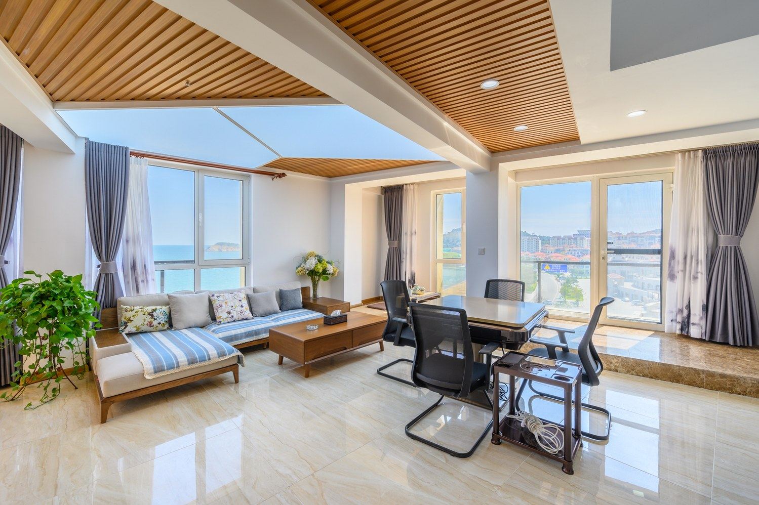 海景三室一厅套房