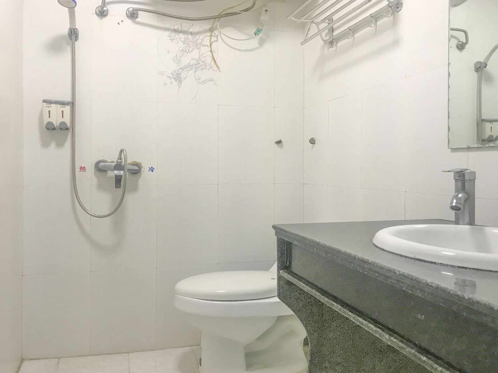 豪华双床房