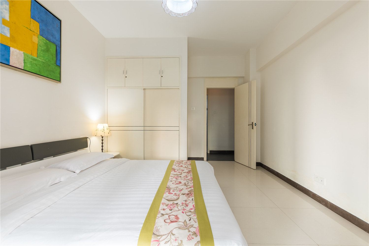两居室套房
