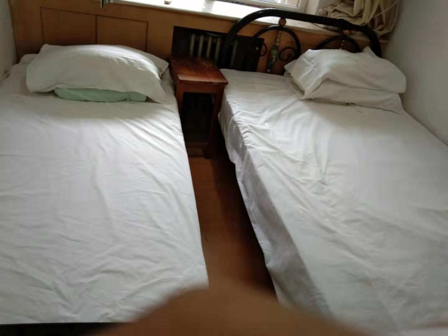 双人间