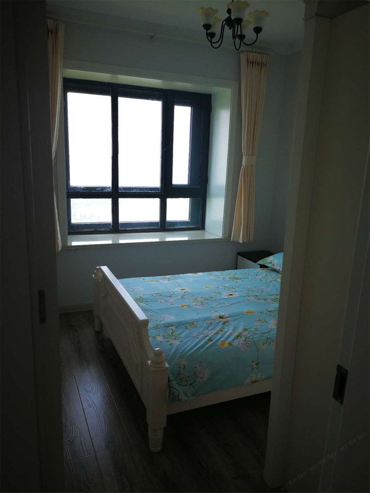 海景二室一厅套房
