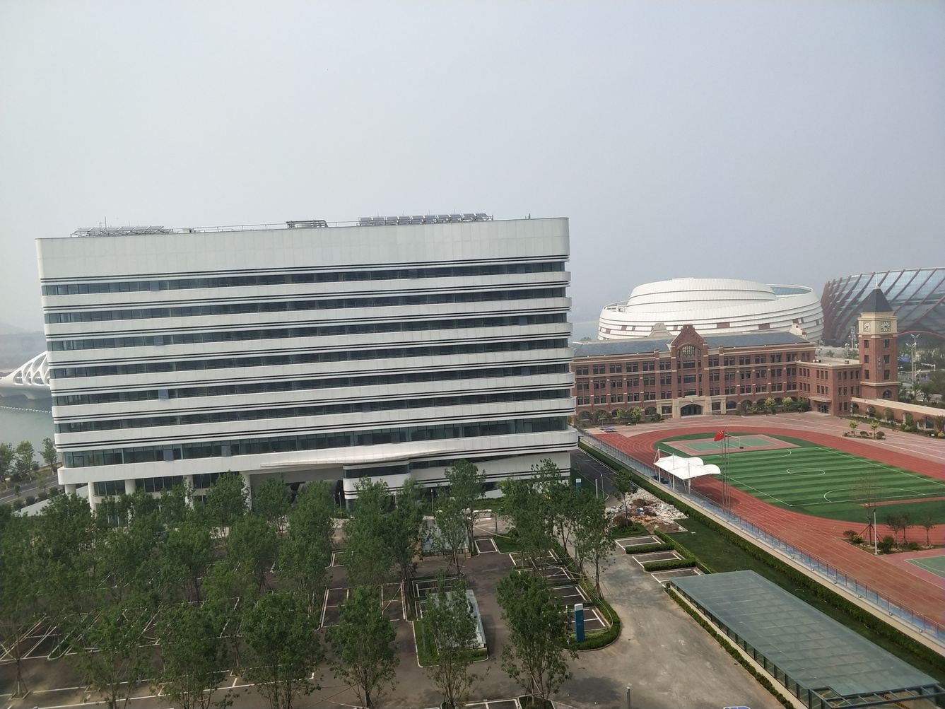 青岛行到水穷处坐看云起时公寓
