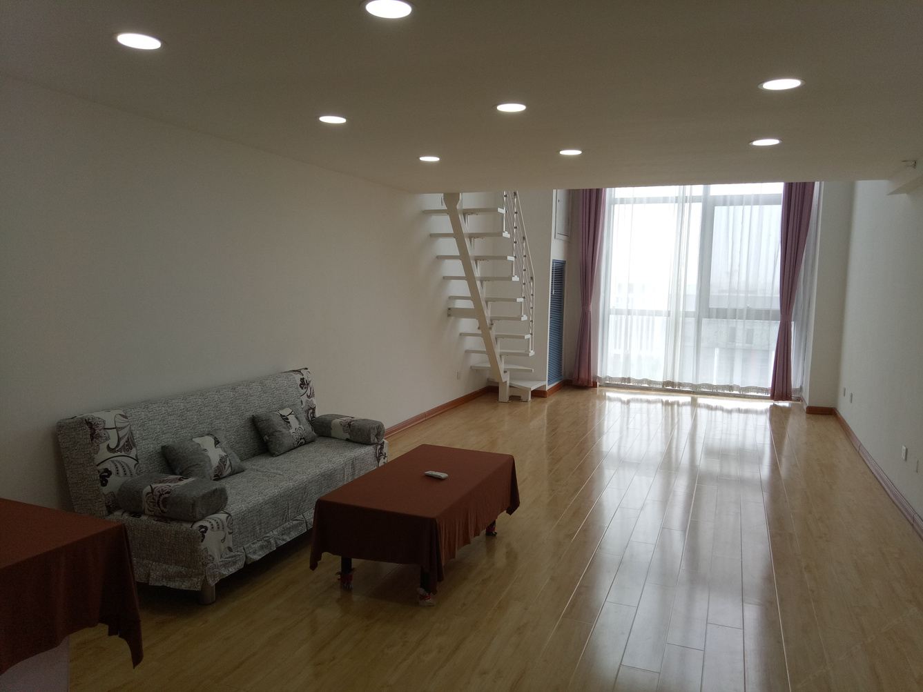 loft一室二床房