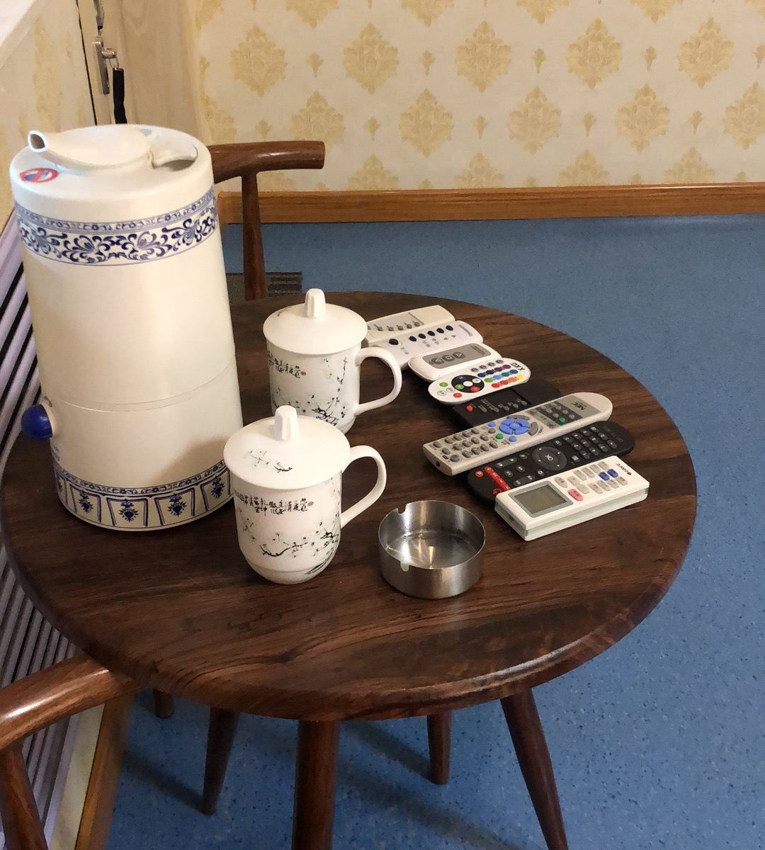 特色主题飞碟水床家庭影院房