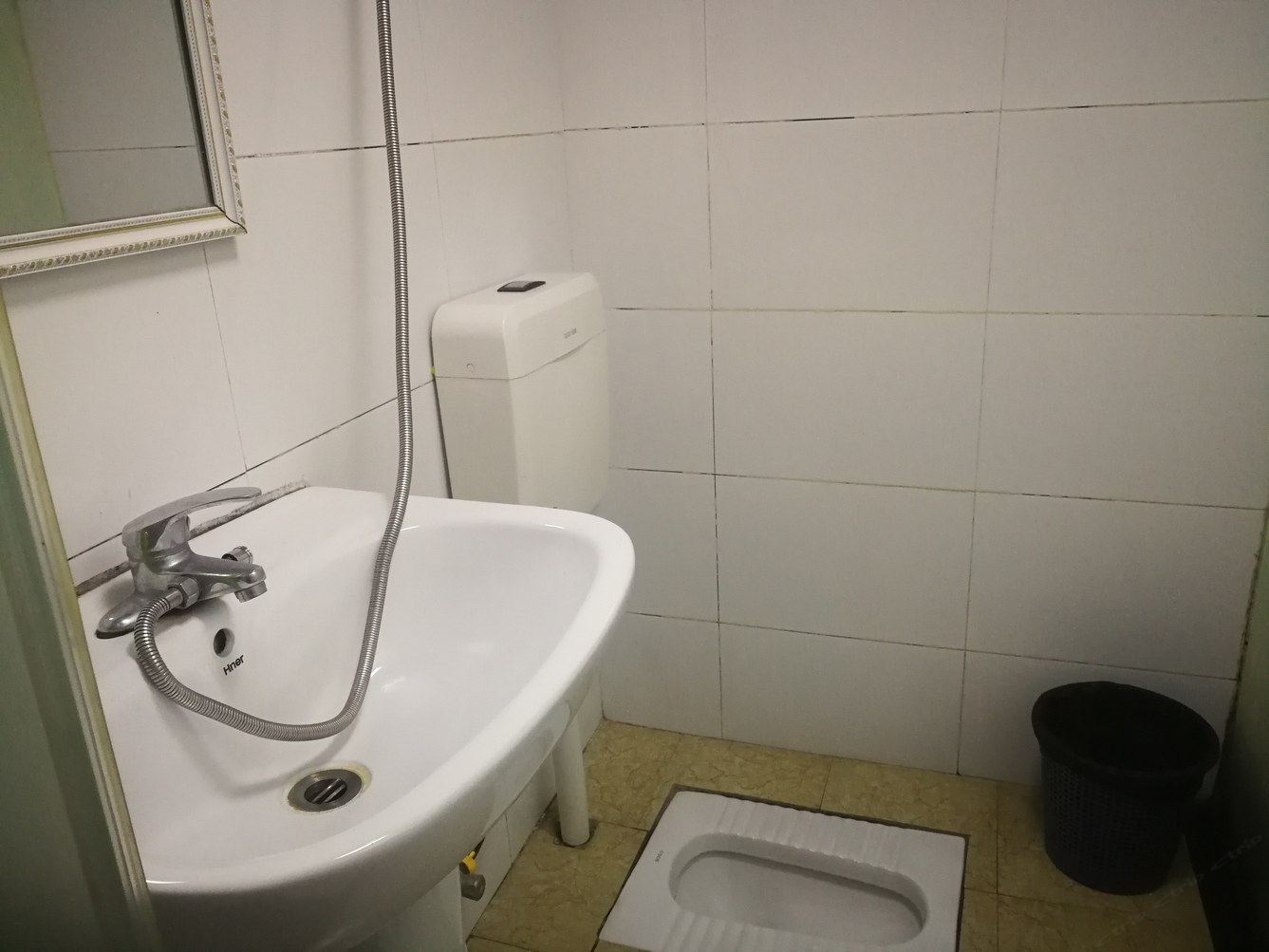 舒适双床房