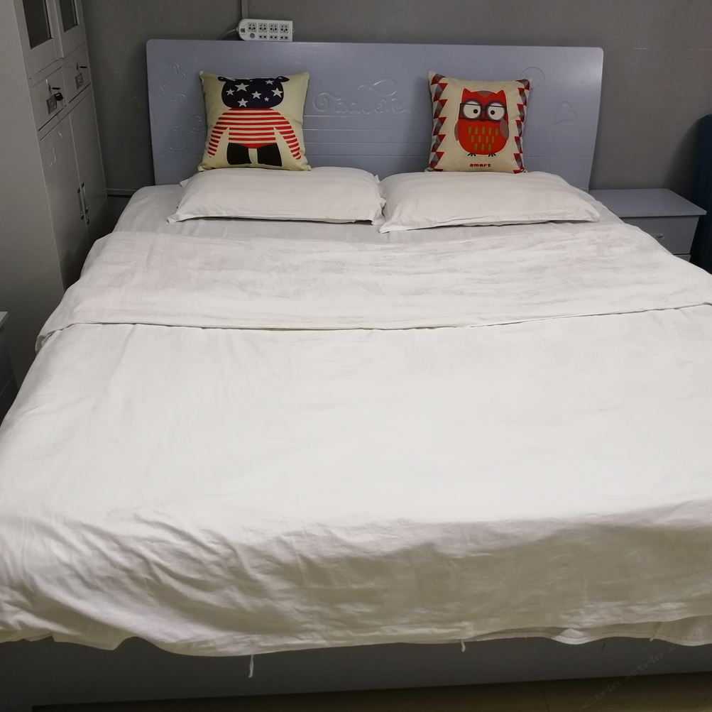 舒适简约一室大床房