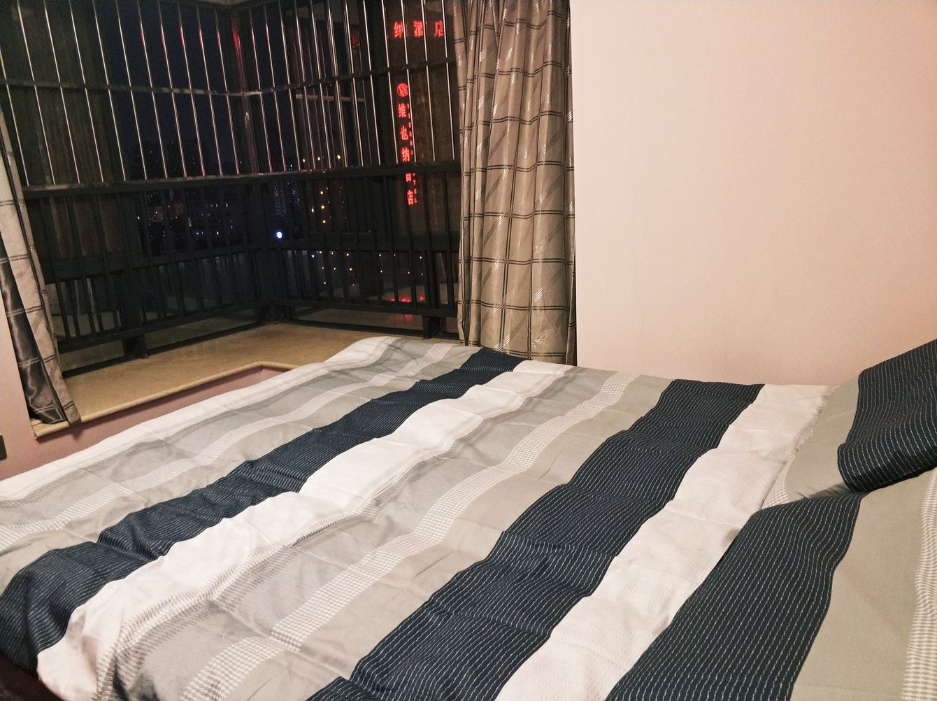 三房一厅