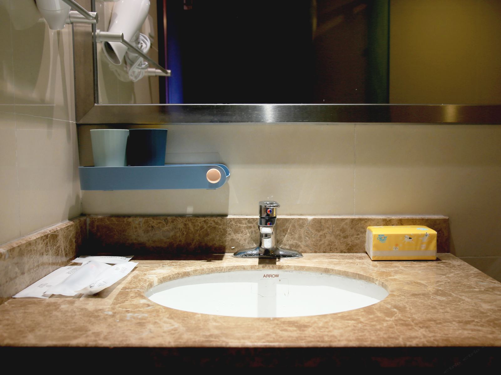 鹿屋港风江景投影大床房