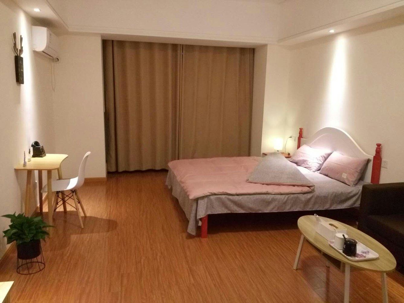 舒适精品一室大床房