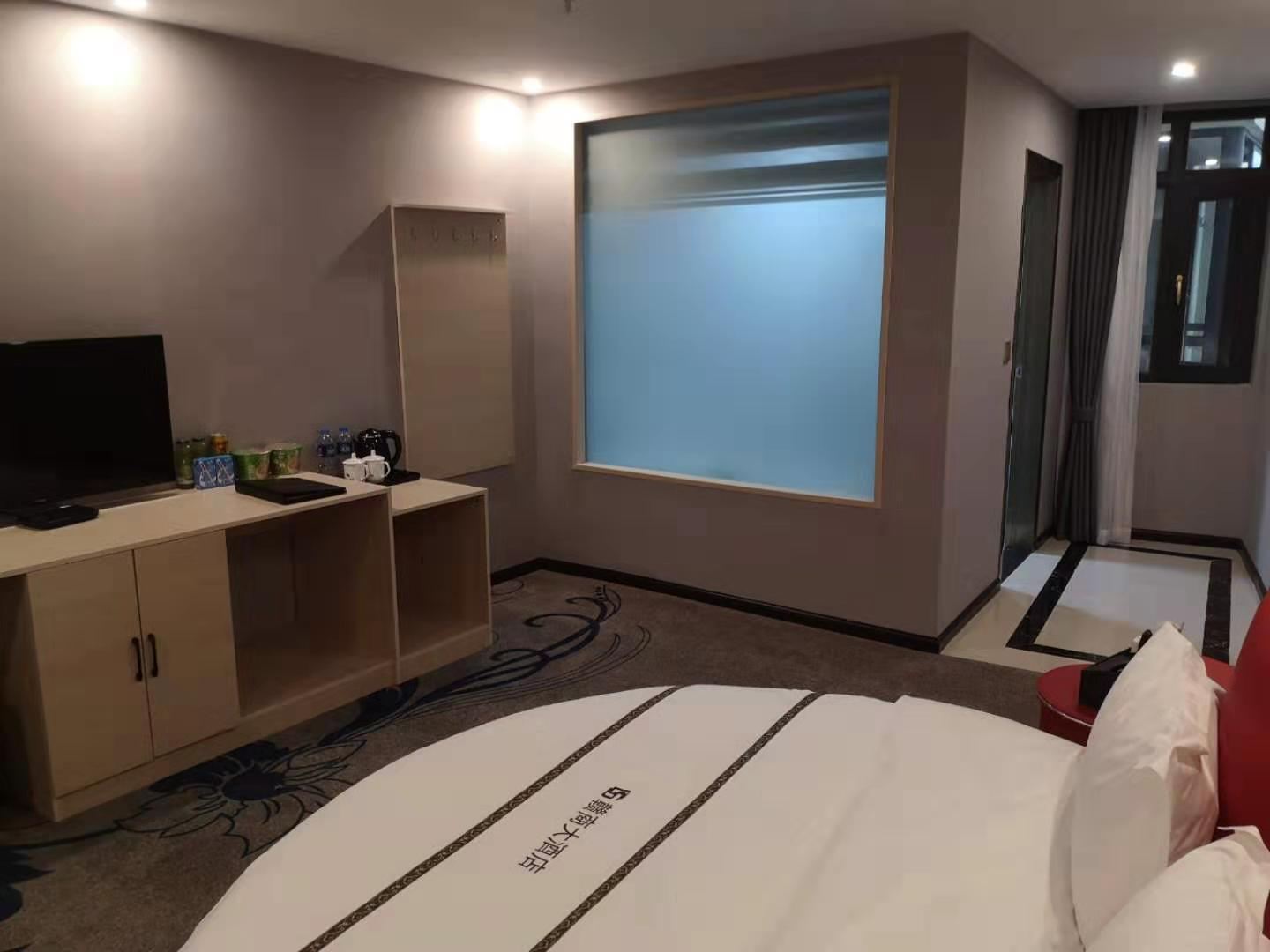 情侣房