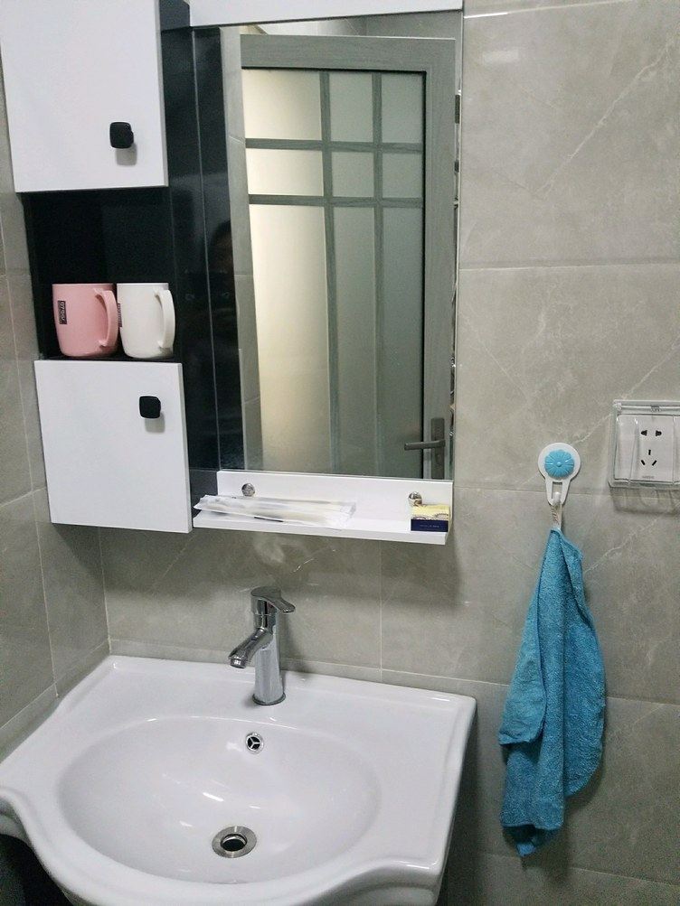 简约一室大床房