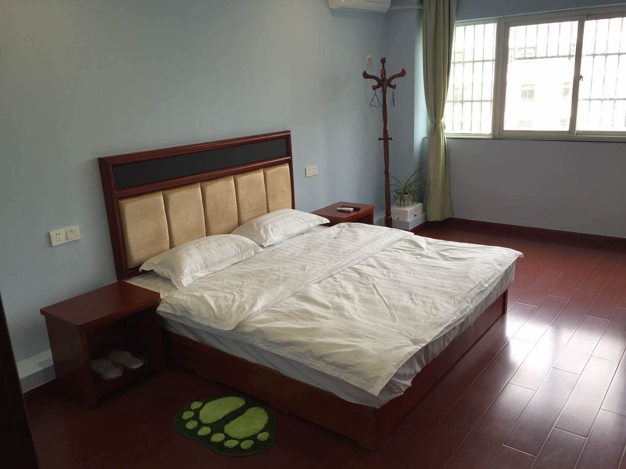豪华大床房