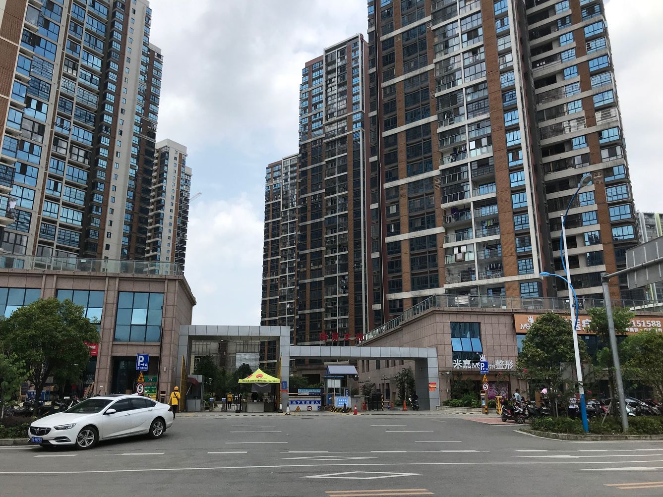 柳州德明精品公寓2(10号店)