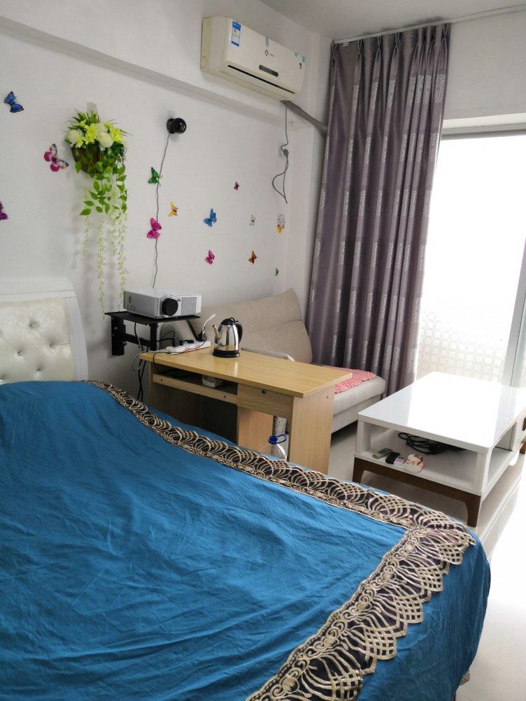 家庭影院一室大床房