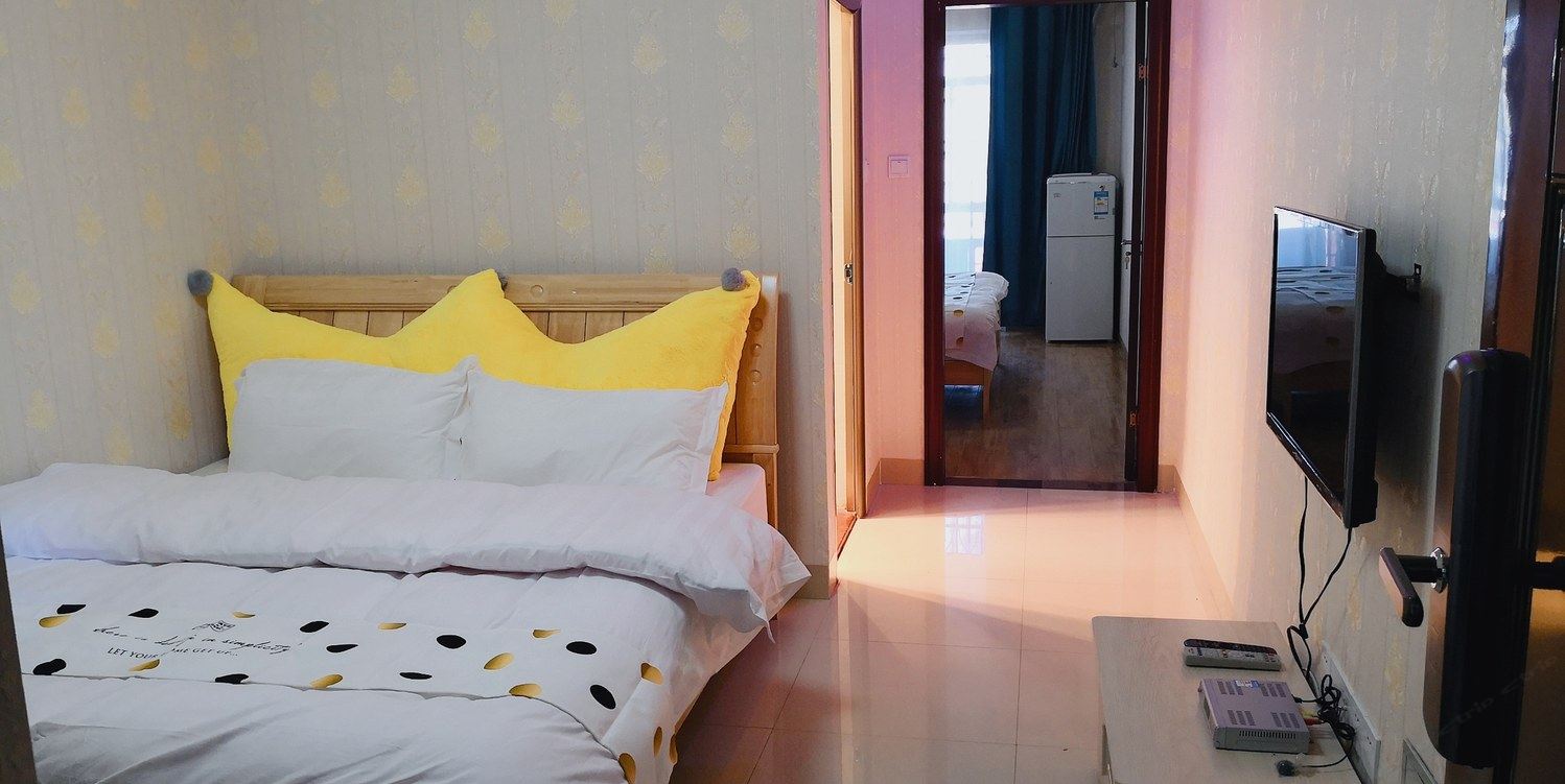 舒适二室大床房