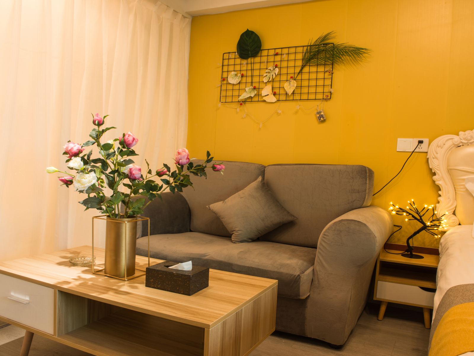 现代简约大床房