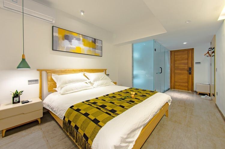 北欧极简商务房