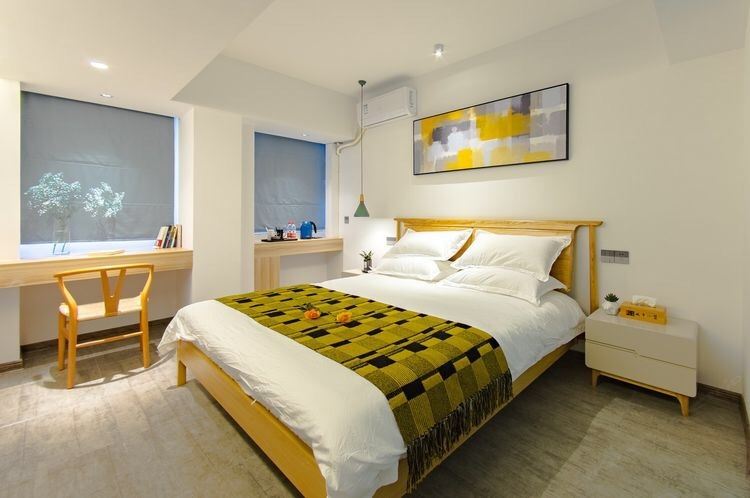 北欧极简商务房