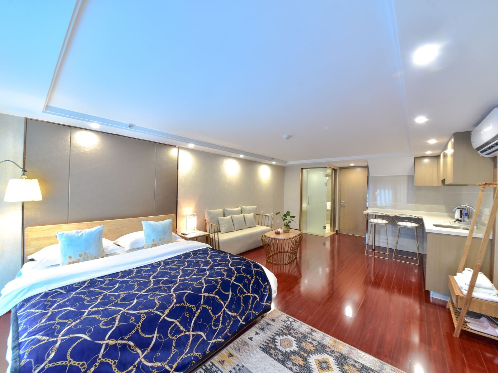 臻雅海景大床房