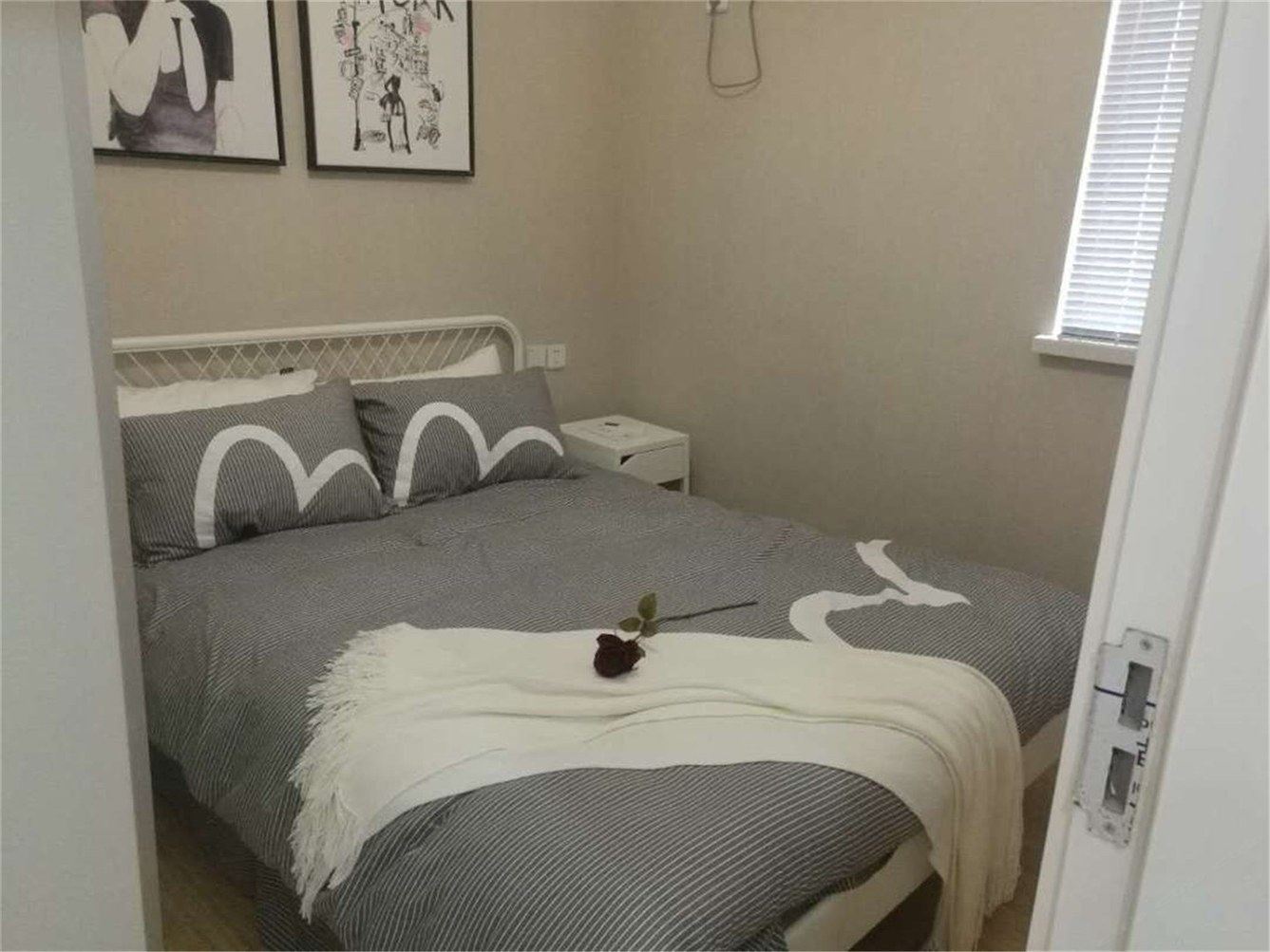 简约三室一厅套房