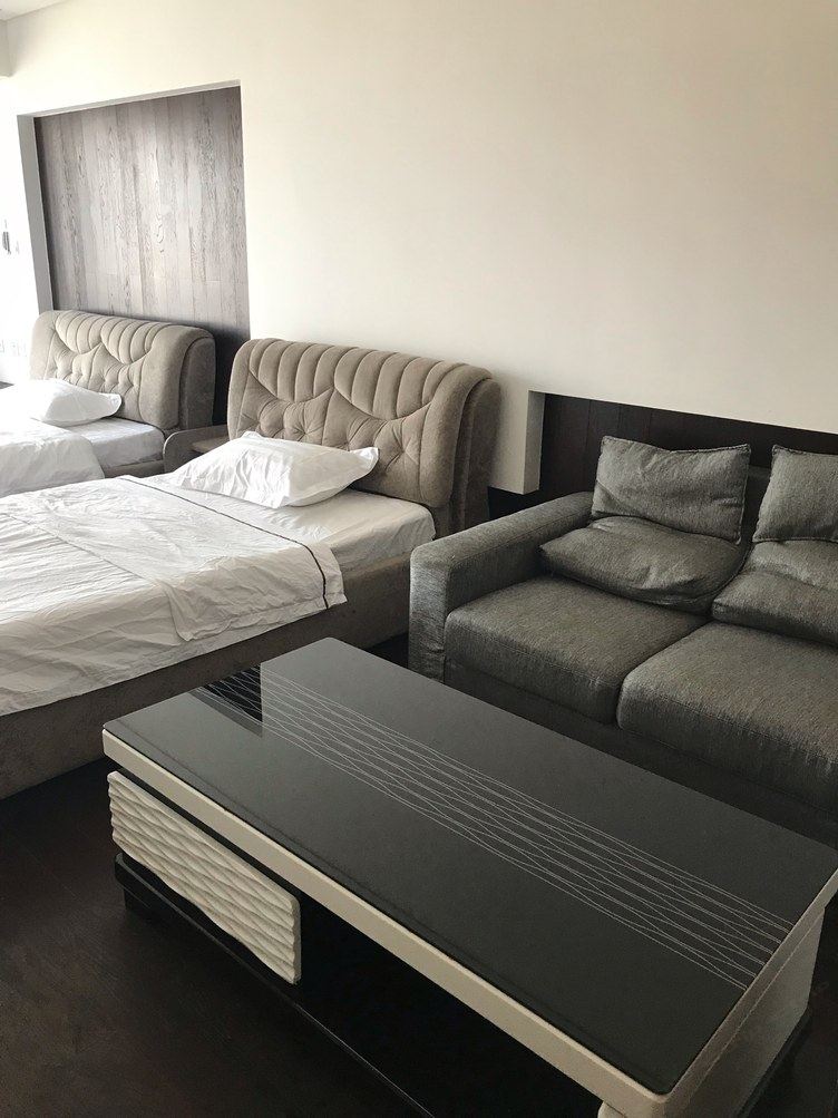 阳台一室二床房