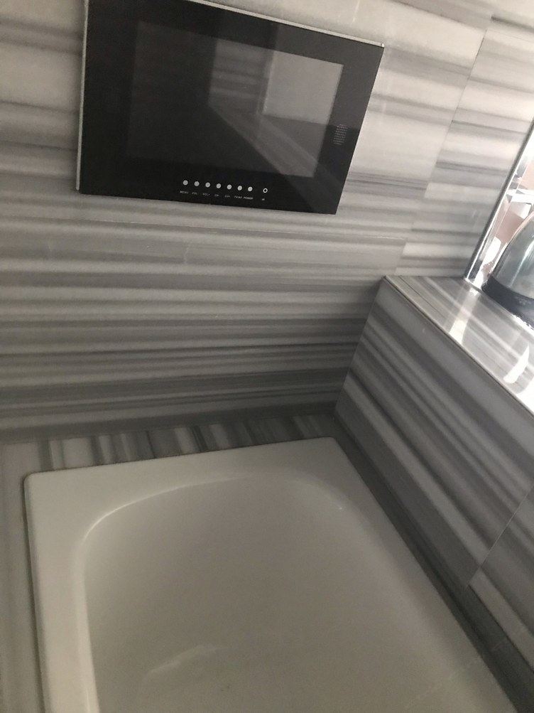 阳台一室二床房