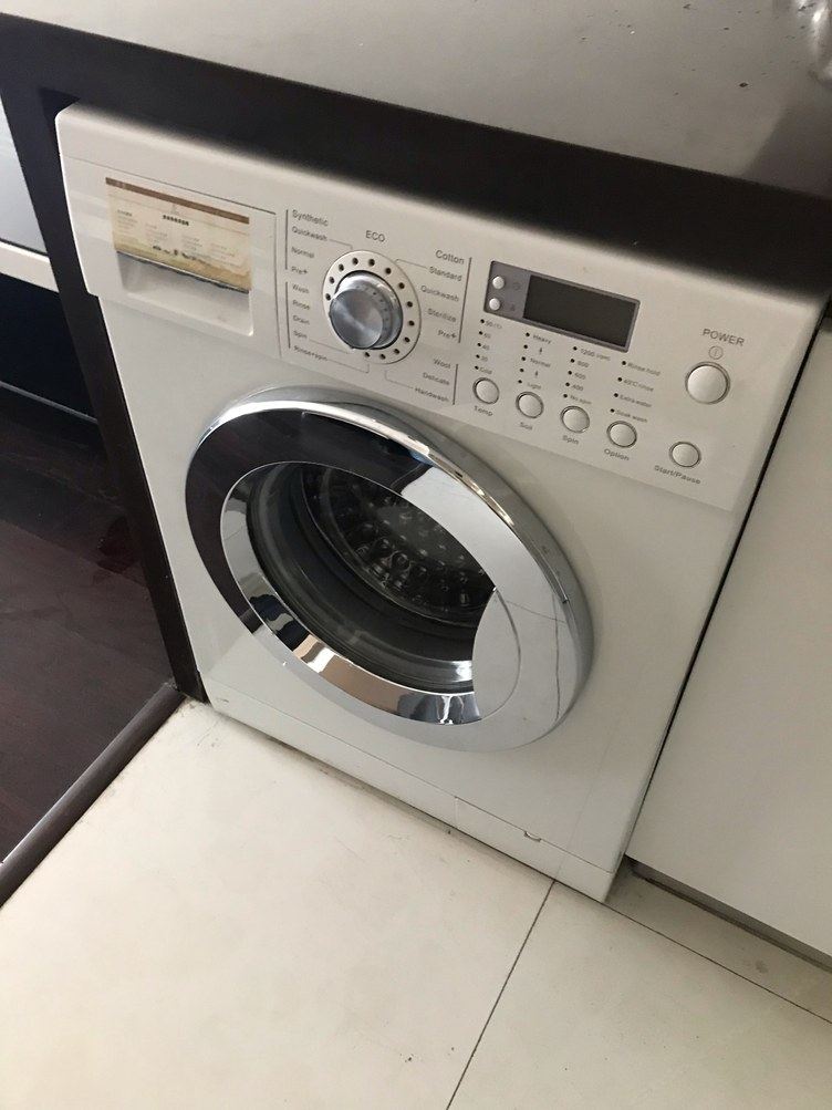 阳台一室二床房