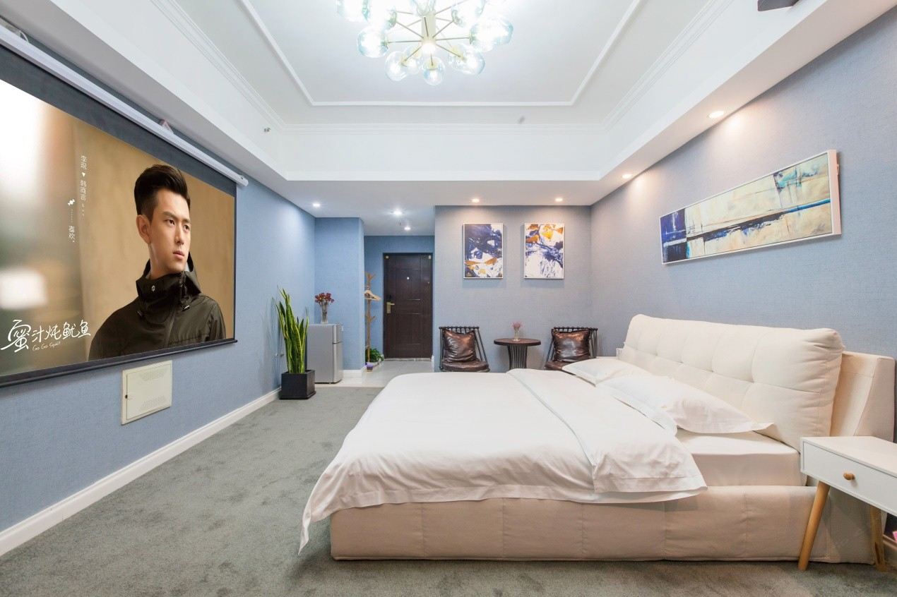 豪华影院大床房