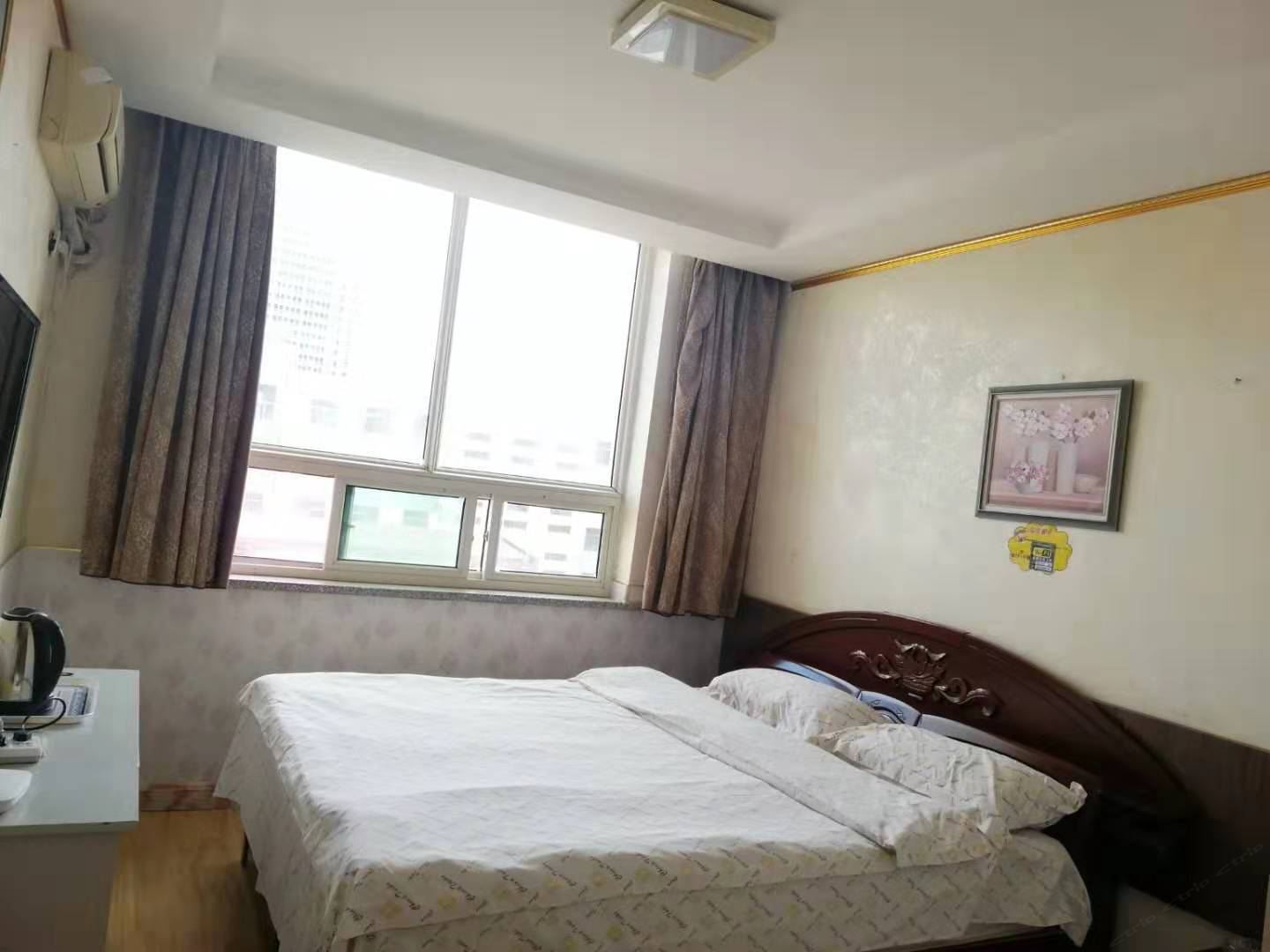 标准大床房