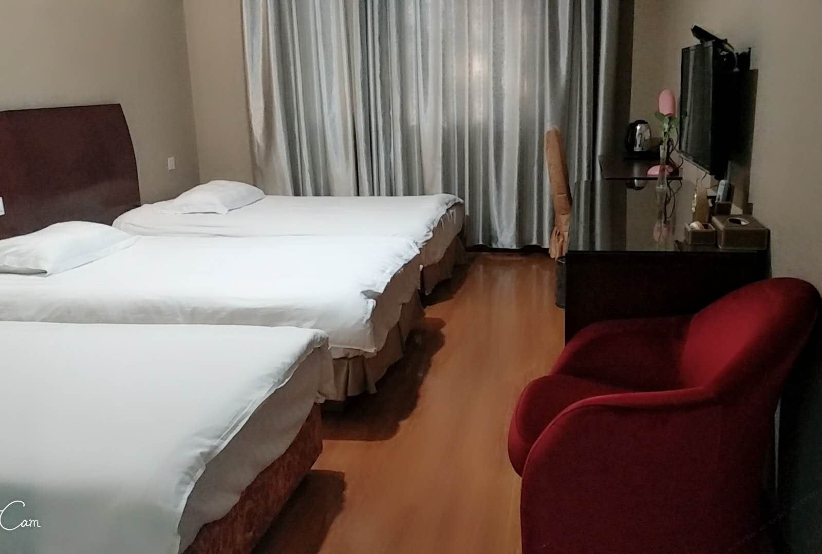 三人间