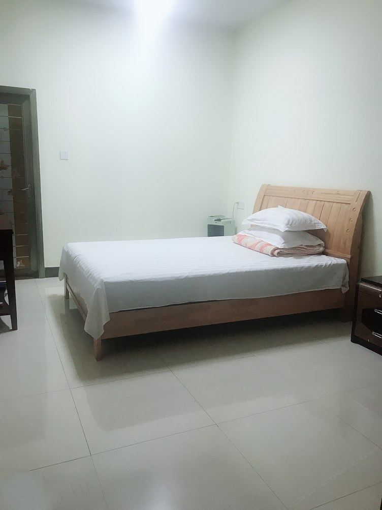 休闲一室大床房