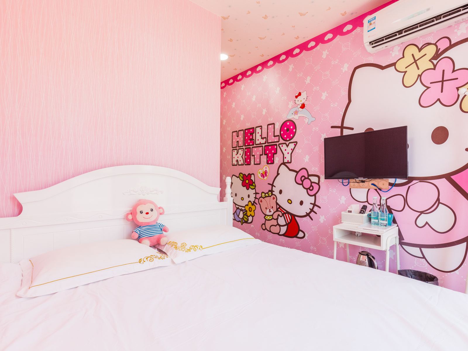 HelloKitty阳光大床房