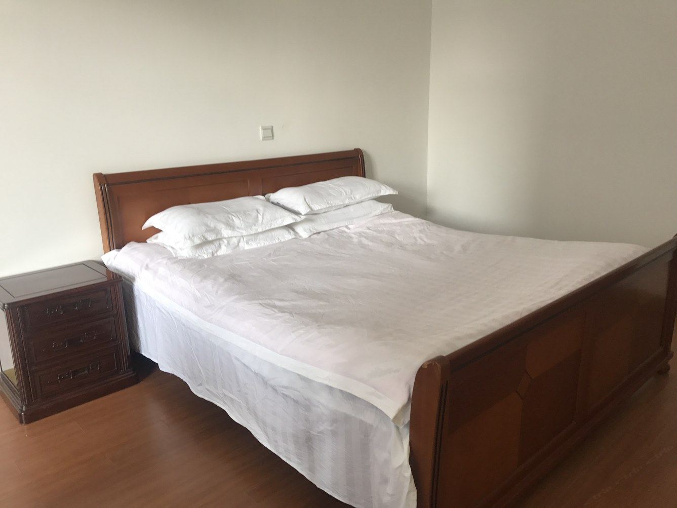 家庭一室大床房