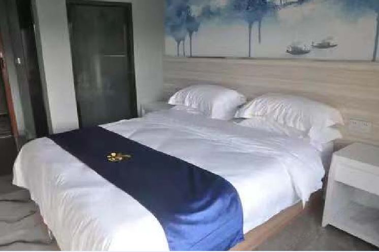 泊悦典雅大床房