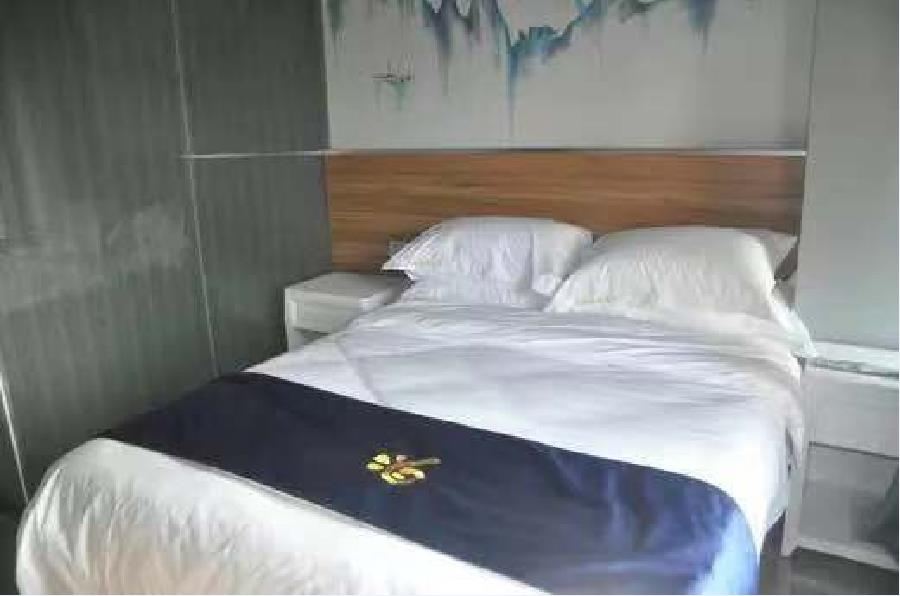 泊悦大床房