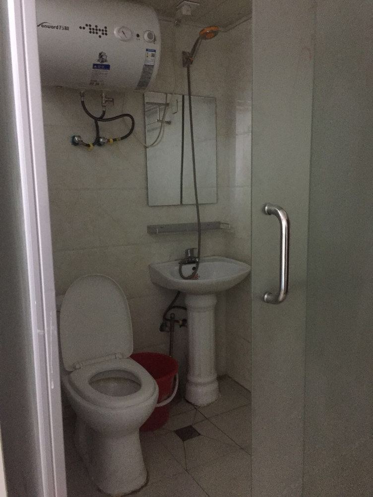 精致阳光一室大床房