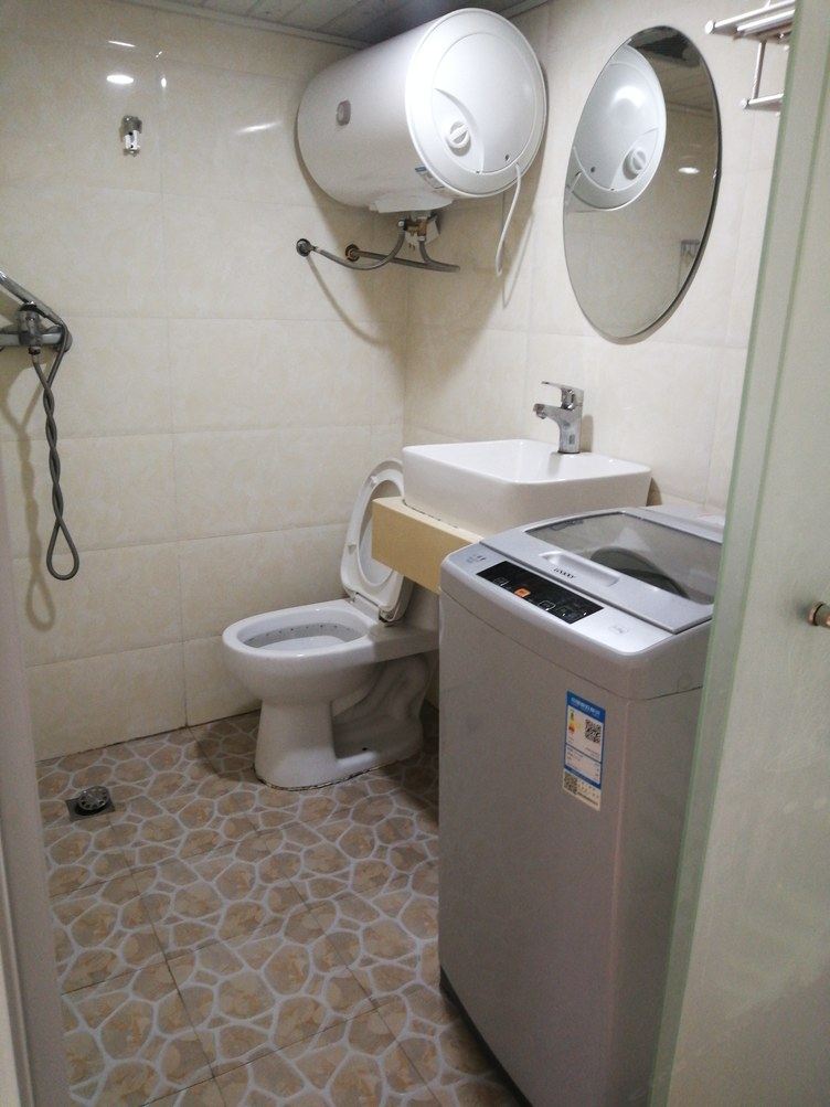 一室一厅套房