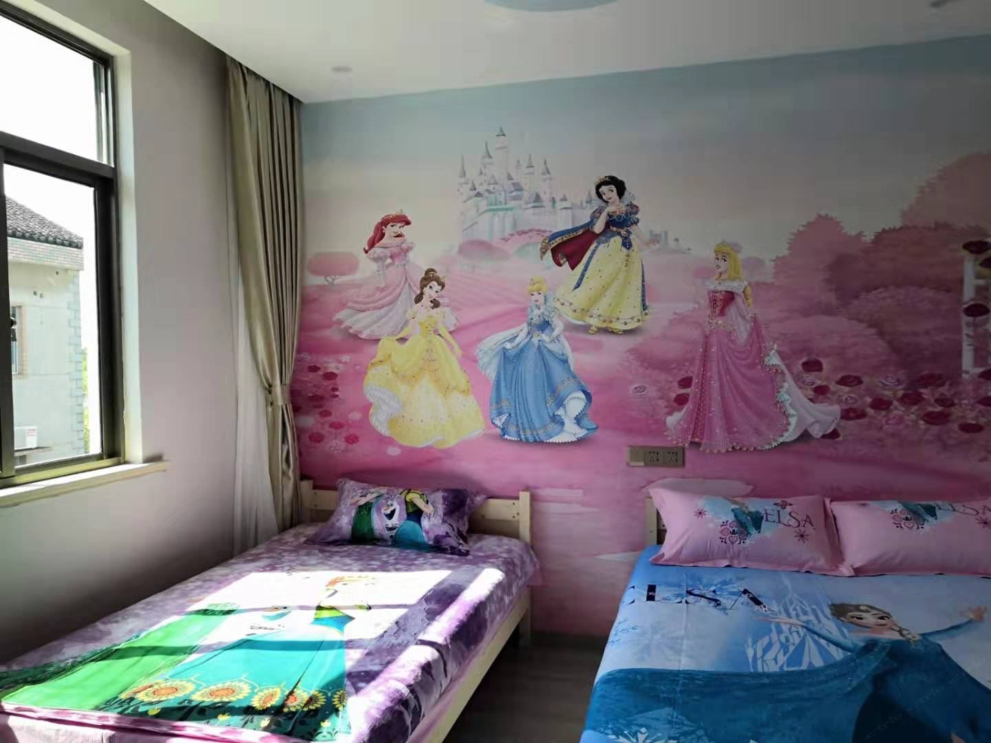 公主城堡家庭房