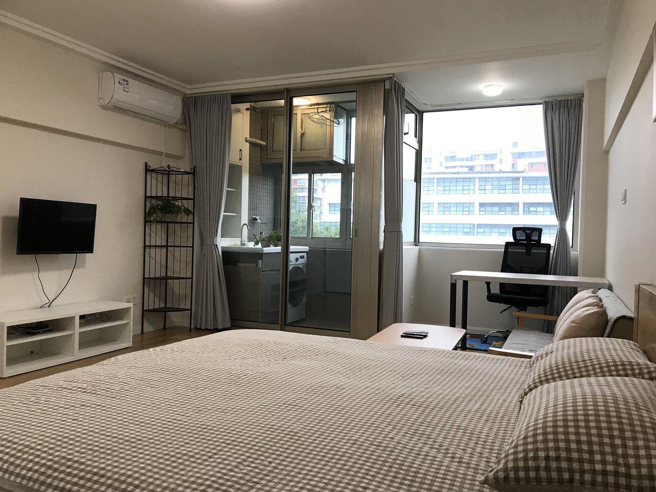一室大床房