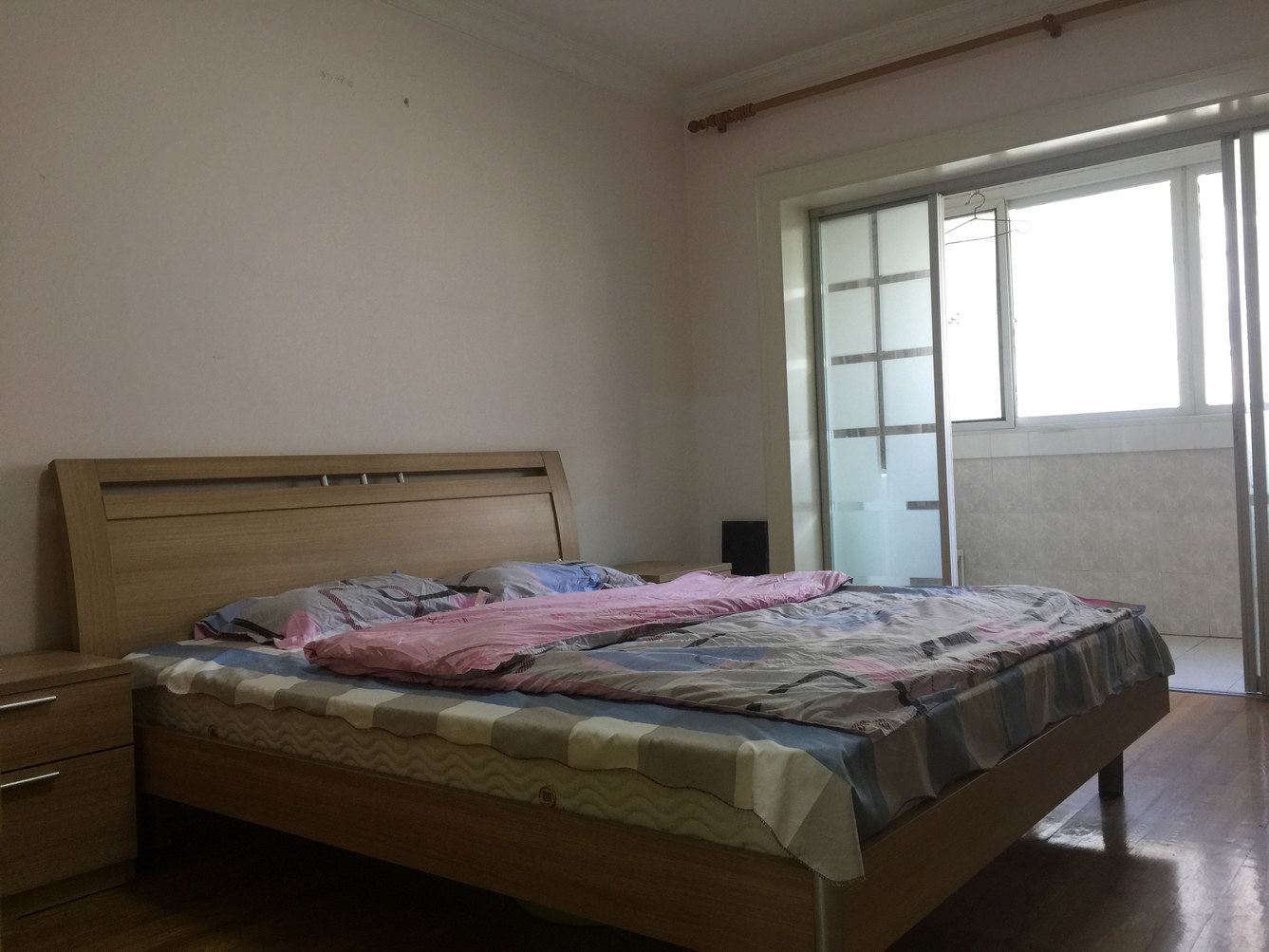 精装三室一厅套房