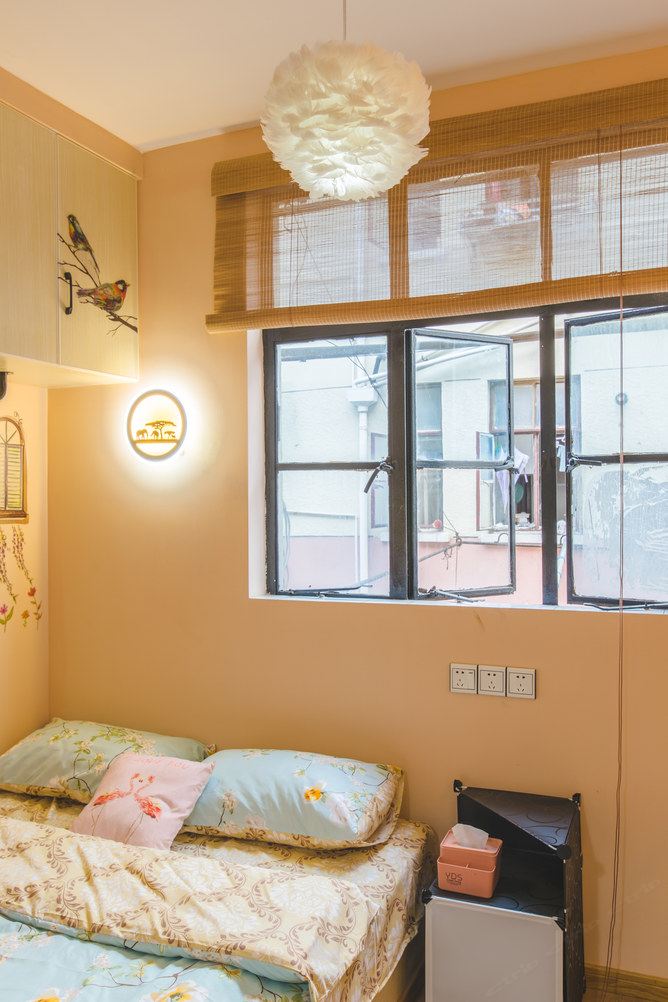 月光一室大床房