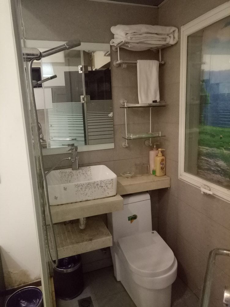 温暖一室大床房