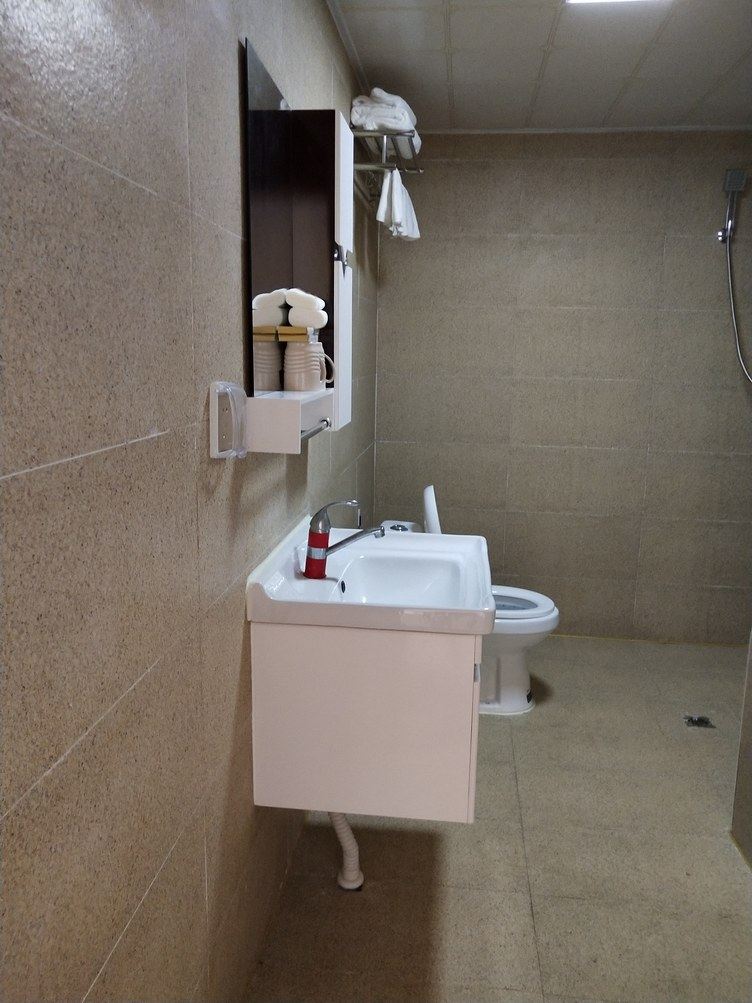精致现代简约一室大床房