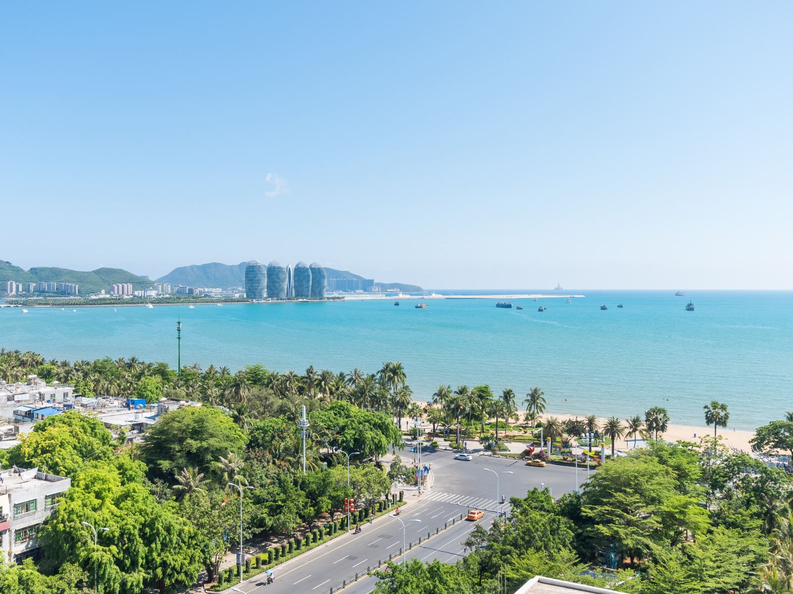 露台正海景三居
